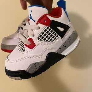 Air Jordan 4